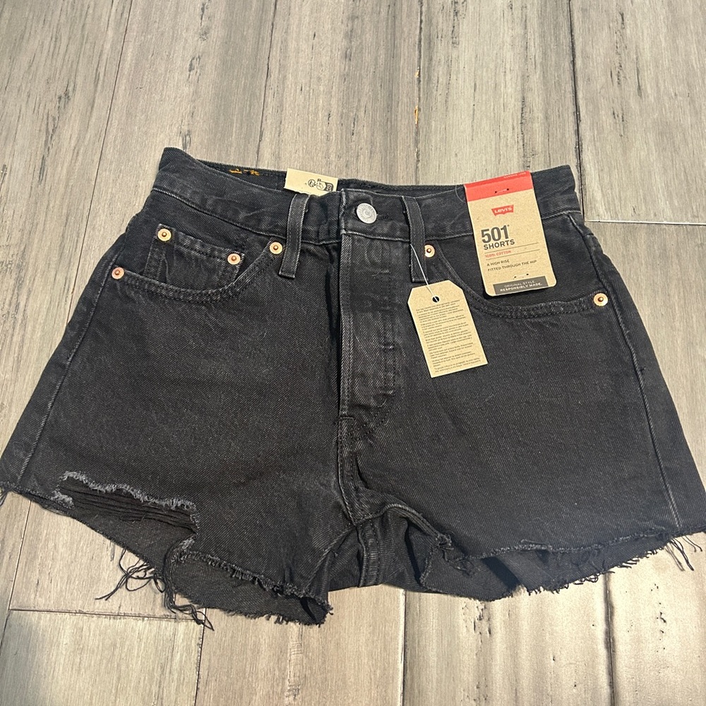 NWT Levi 501 Jean Shorts